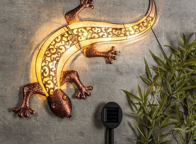 Haushalt - LED Solar Gecko Wandlamp - Metaal - 69x36x3 Cm - Zonne - Energie - MBDeals.nl